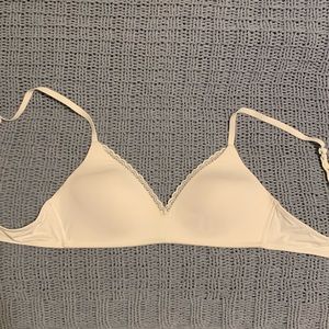 Aerie White Wireless Bra 34C